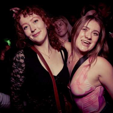 Foto von 25.12.2024 – All the JINGLE LADIES!